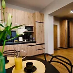 Apartamento No82 Yellow